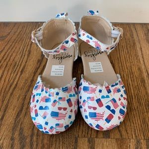 2-3 year boom pop Makenah sandals